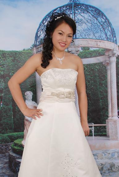 ชุดราตรียาว L003